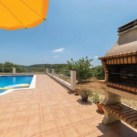 Sleeps 6 Air Con Wifi Azinhal e Amendoeira